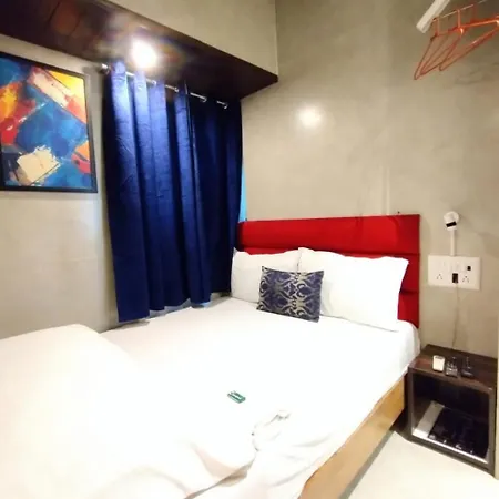 Hotel Eros - Nr Airport T2-2