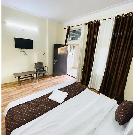 Hotel Jagati ! Niwas Mall Road & Naini Lake - Hygiene And Spacious Room Free Wifi -Room Service - Best Hotel In Nainital-2