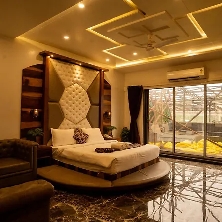 Hotel Grand Sarowar And Shakuntal Lawns-2