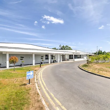 Palms Hotel & Retreat By Palette London Romford-2