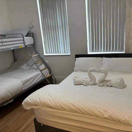 Wicker Guesthouse-2