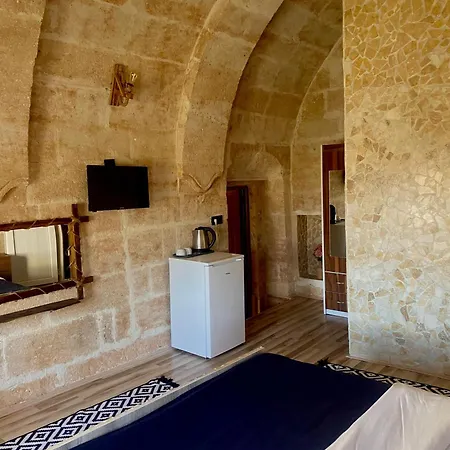 Vaveyla Cave Hotel-3