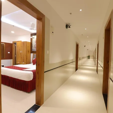 Hotel Abinand Grand-3