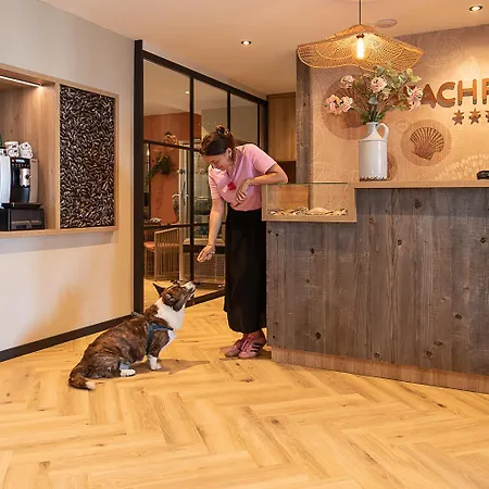 Beachfront Boutiquehotel-2