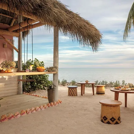 Islander Resort-2