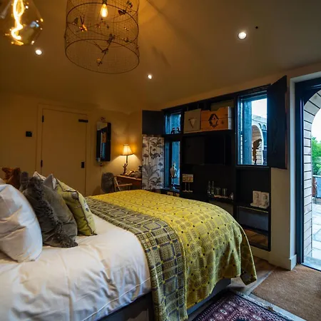 The Bell In Ticehurst-3