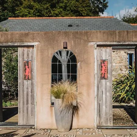 Lower Barns Boutique B&B-3