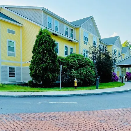 Comfort Inn & Suites Scarborough-Portland-3