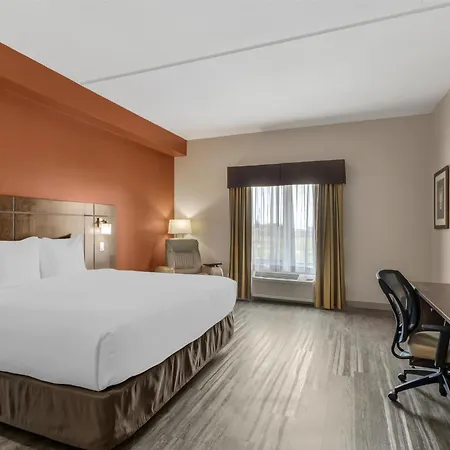 Best Western Plus Winnipeg West-3