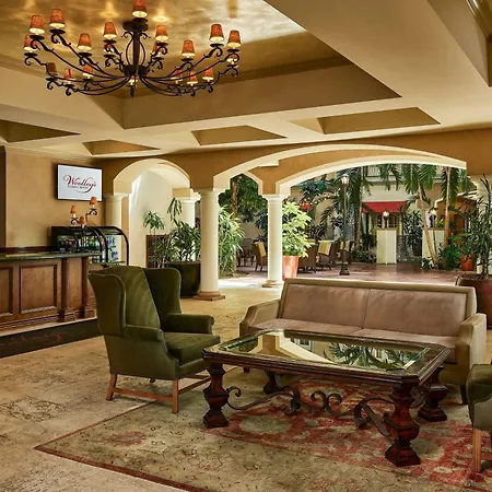 Woolley'S Classic Suites-2