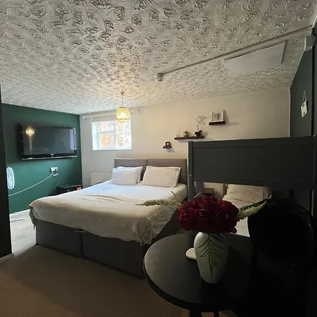 The Collingwood Guest House-3
