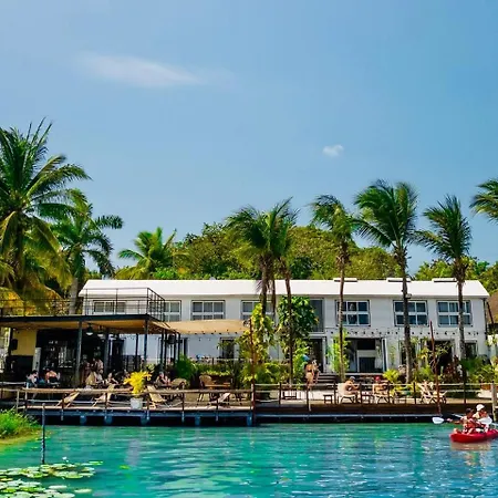 The Yak Lake House - Hostal Bacalar-2