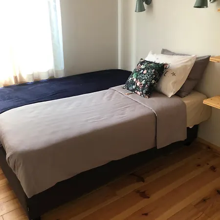 22B&B-3