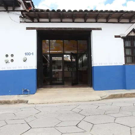 Hotel Ocho Barrios-2