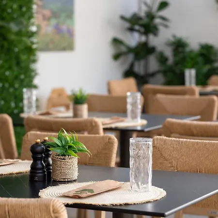 Acandia Hotel-3