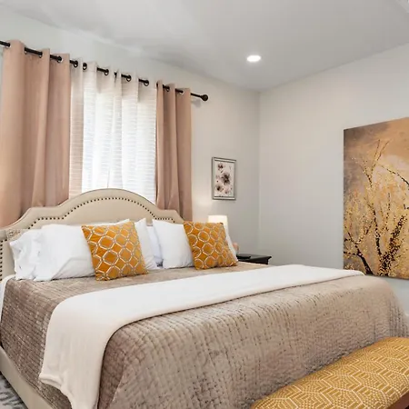 The Benchmark Inn-2