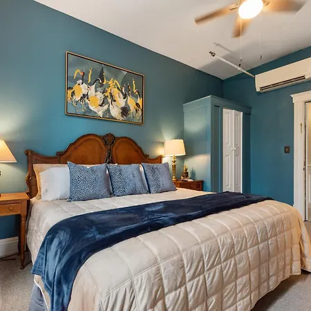 The Benchmark Inn-3