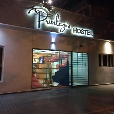 Privilegio Hostel-2