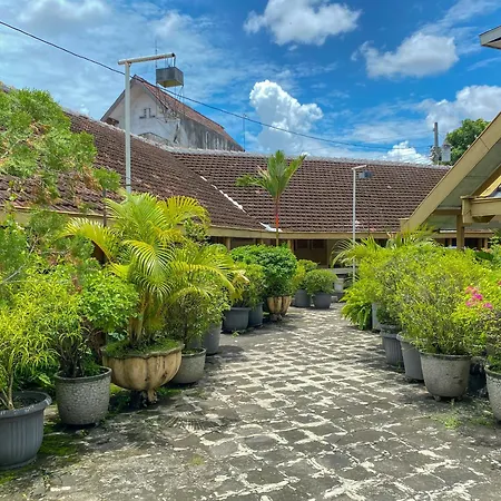 Hotel Maerakaca Tugu Yogyakarta Mitra RedDoorz-2