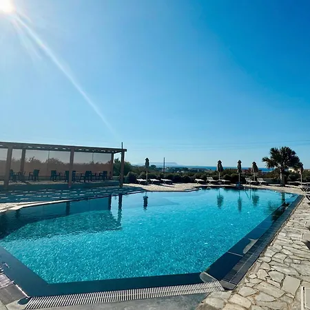 La Reve Luxury Apartments With Private Jacuzzi-2