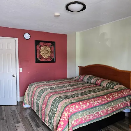 Golf View Motel-2