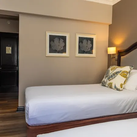 Premier Hotel Cape Town-3