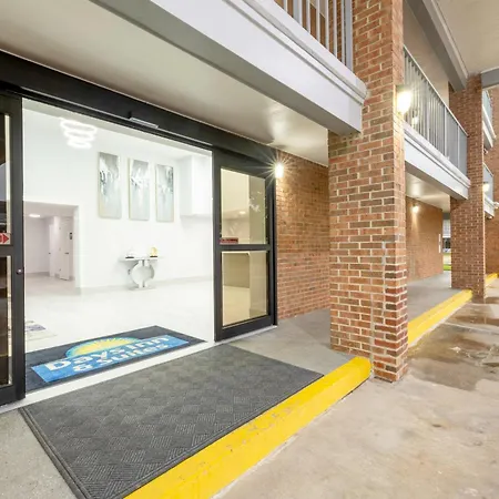Days Inn & Suites By Wyndham Bossier City La Shreveport-3