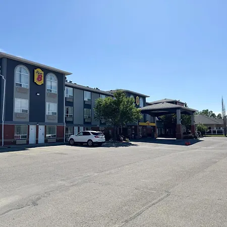 Super 8 By Wyndham High River Ab-2