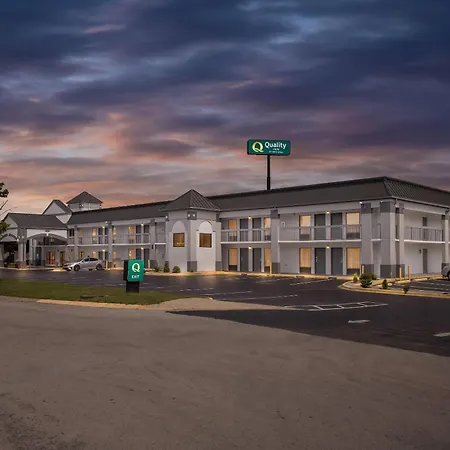 Quality Inn Oak Grove Fort Campbell-3