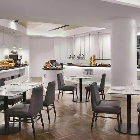 Four Points By Sheraton Brisbane-3