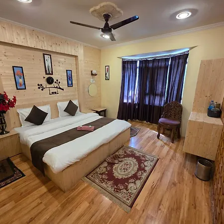 Hotel Young Mamta-3