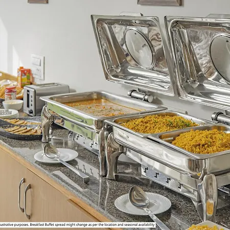 Itsy Hotels Jansi Residency-3