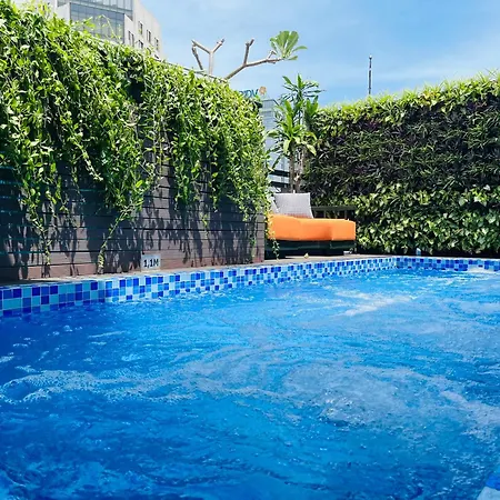Shining Central Hotel & Spa-3