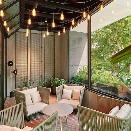 Moxy Taichung-2