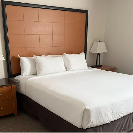 Anavada Inn & Suites - Grande Prairie-2