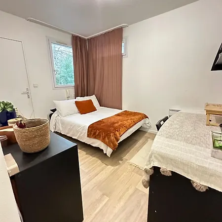 Cozy studio in la Défense-2