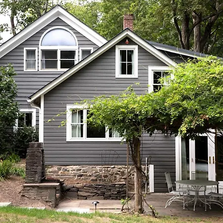 Hasbrouck House-3