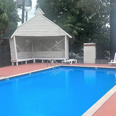 Days Inn By Wyndham Denham Springs-Baton Rouge East-3