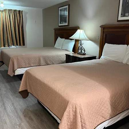 Island Inn-3