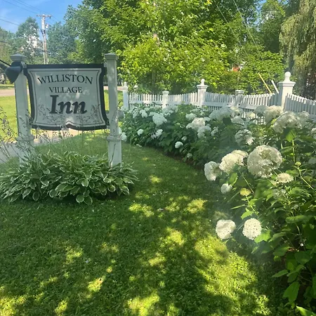 Williston Village Inn-2