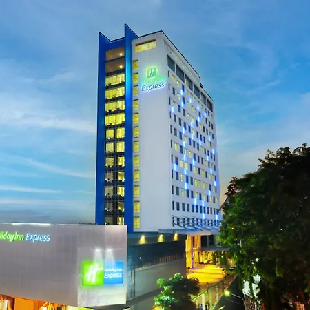 Holiday Inn Express Surabaya Centerpoint By Ihg-3