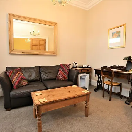 Ascot House Hotel-2