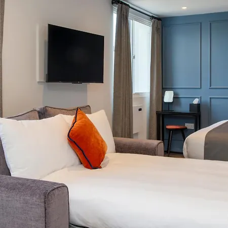 Station Suites Aparthotel-3