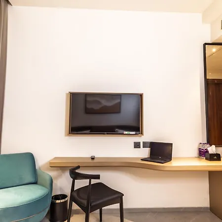 Hotel Starlight By Avana, 400M From Us Consulate Hyderabad-2