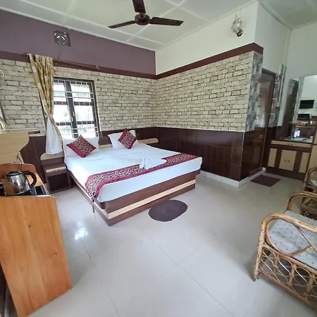 Tuskers Den Forest Resort-2