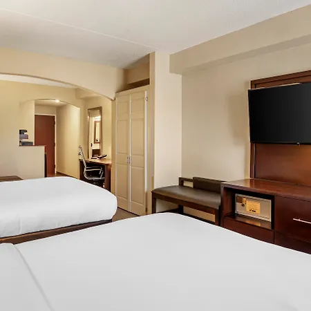 Comfort Suites State College Near Penn State - Steps Away From Psu!-2