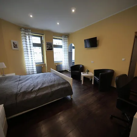 Apartments Kolo 77-3