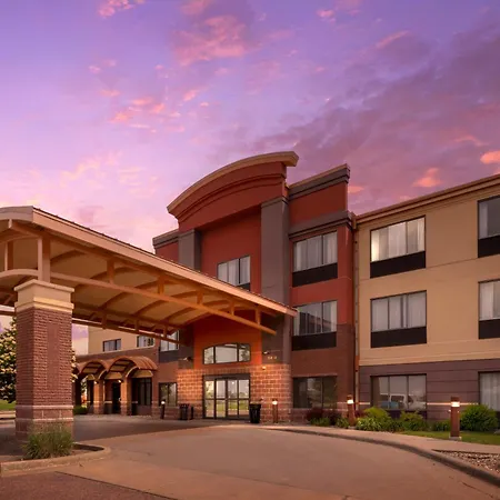 Clarion Pointe Sioux Falls Airport-2