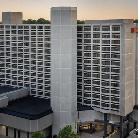 Hilton Arlington National Landing-2