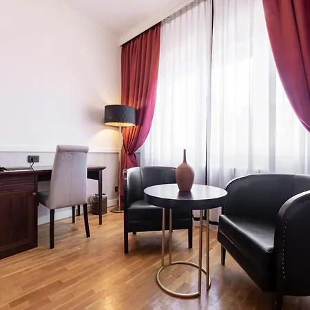 Hotel Majestic-3